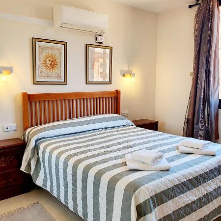 Marina Tower Apartment Фуeнхирола Екстериор снимка
