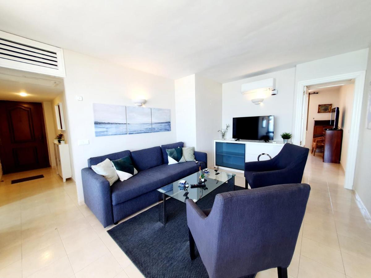 Marina Tower Apartment Фуeнхирола Екстериор снимка