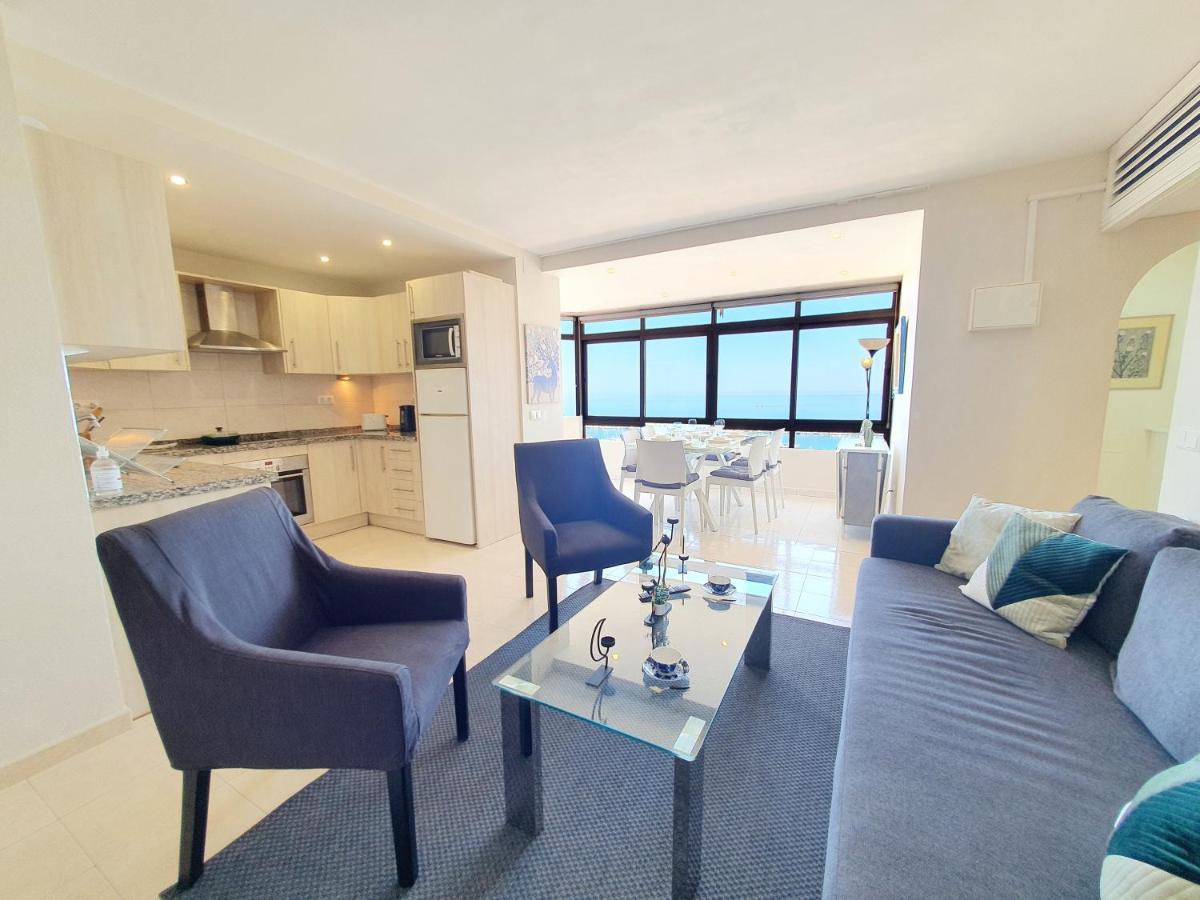 Marina Tower Apartment Фуeнхирола Екстериор снимка